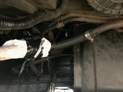 IMG_7845.jpg (127.01 KiB) Viewed 2496 times Leak with bandaid